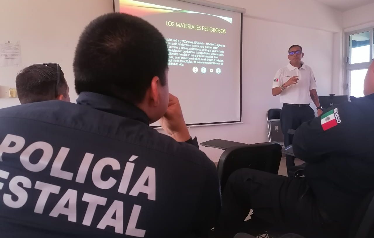 RECIBE POLICÍA ESTATAL PREVENTIVA CAPACITACIÓN SOBRE MANEJO DE MATERIALES PELIGROSOS