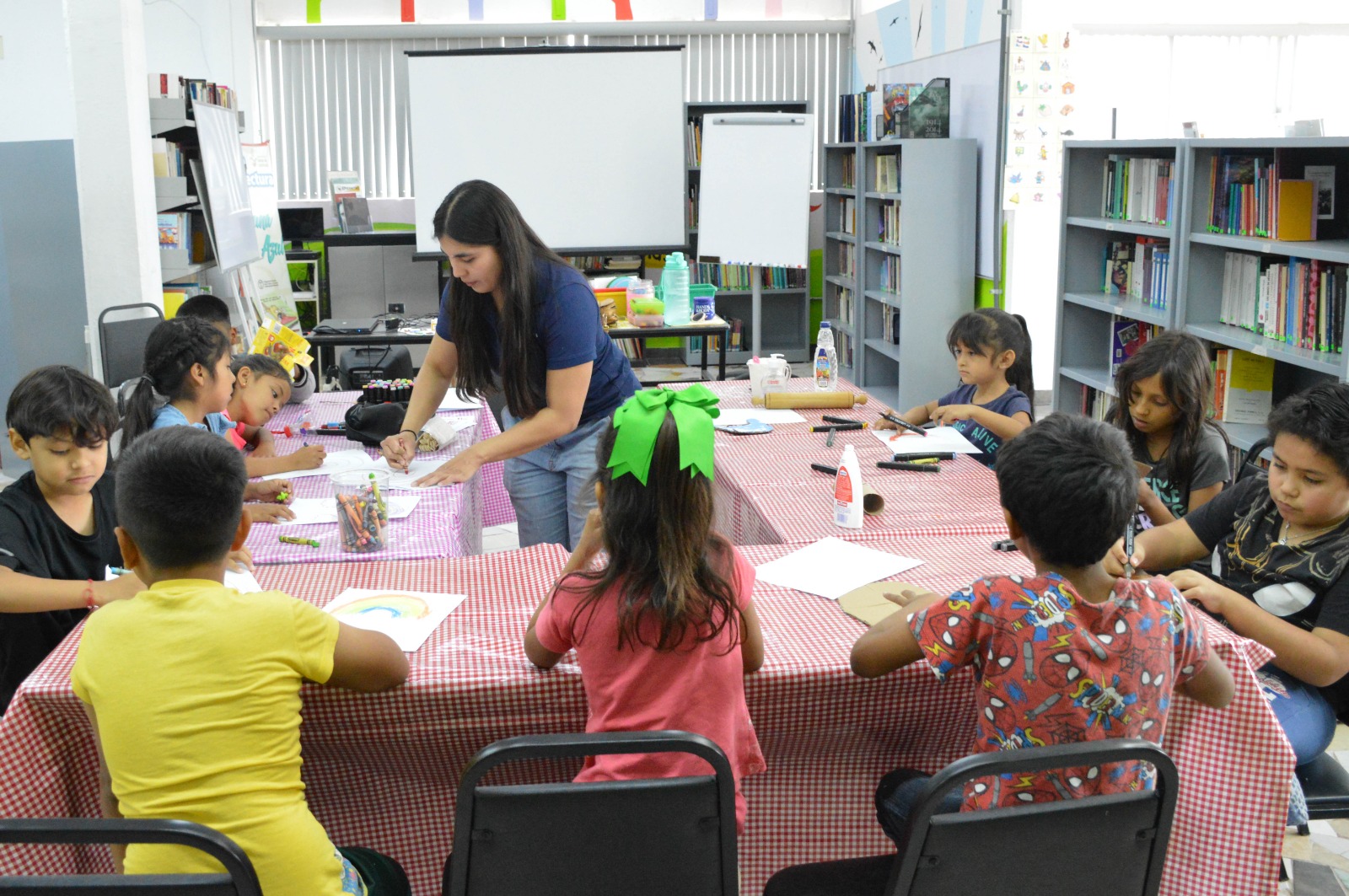 IMPARTE SSPE TALLER TARDES DE ARTE PARA LA PROMOCIÓN DE ESPACIOS SEGUROS