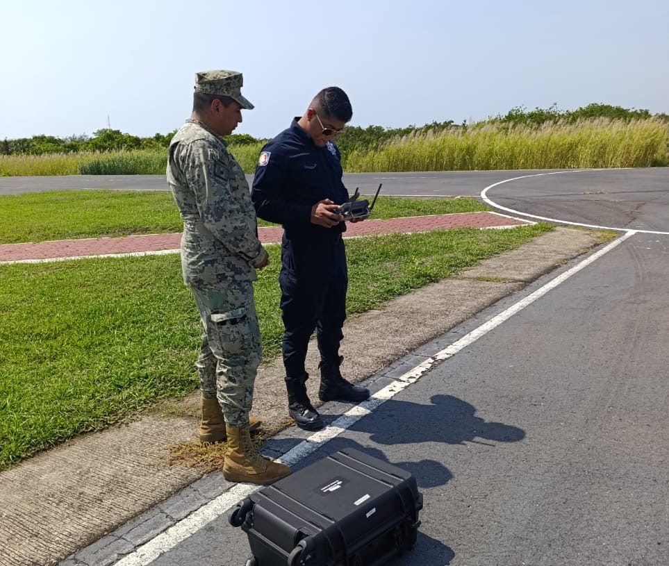 UNIDAD DE VEHÍCULOS AÉREOS NO TRIPULADOS, SE CAPACITA EN OPERACIÓN TÁCTICA DE DRONES
