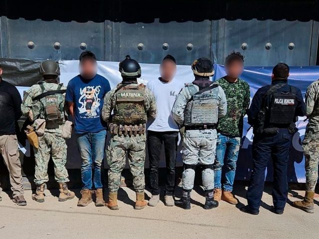 EN OPERATIVOS CONJUNTOS ASEGURAN A SEIS PERSONAS, UNO PRÓFUGO DE LA JUSTICIA