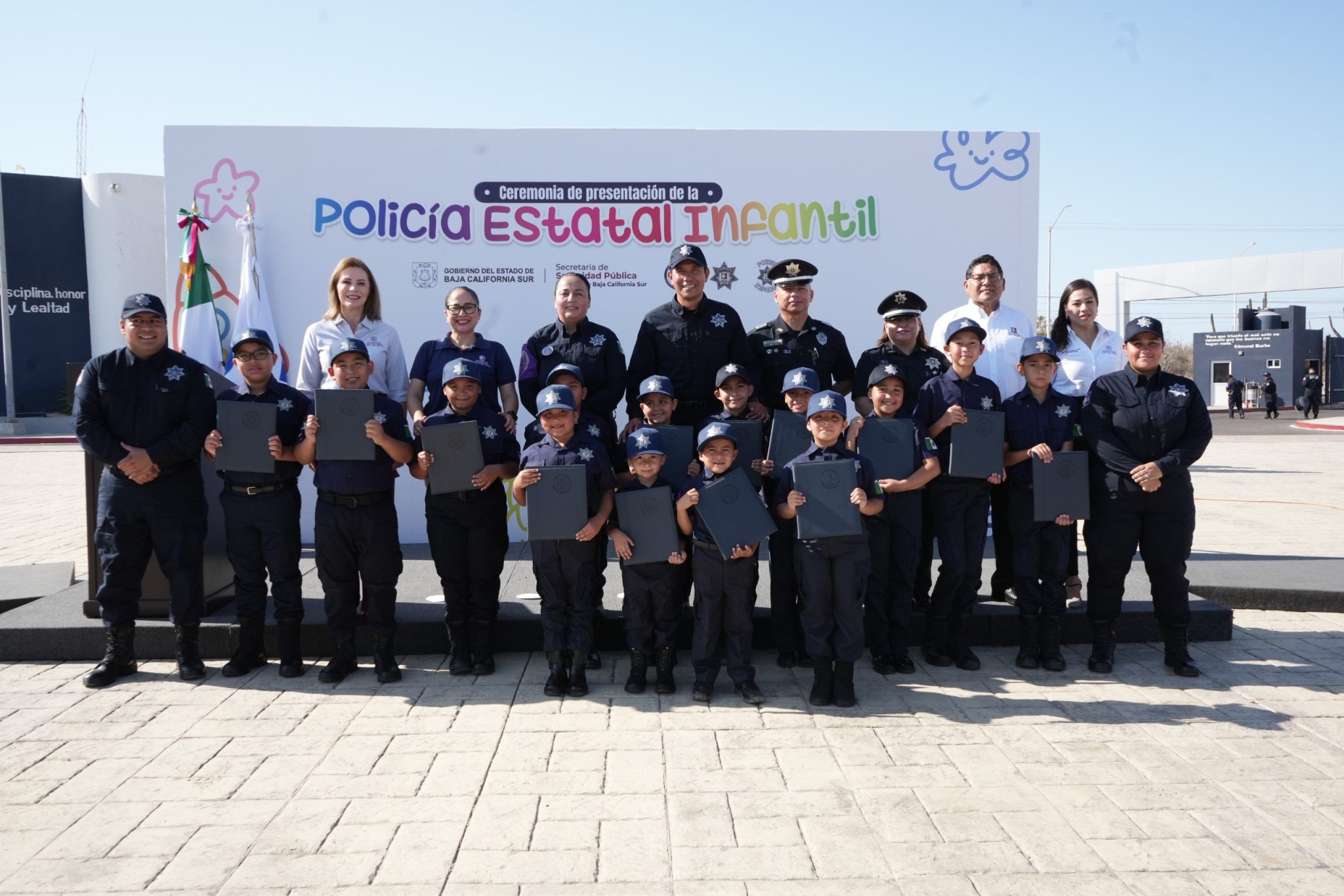 PRESENTA SSPE A LA PRIMERA GENERACIÓN DE LA POLICÍA ESTATAL INFANTIL